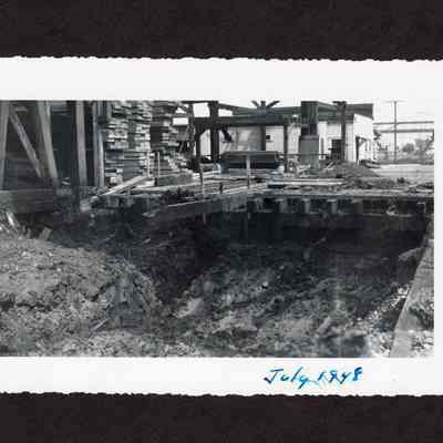 Photograph of the construction of a 24" drain at Booth-Kelly Lumber Mill, Springfield, Oregon, 1948