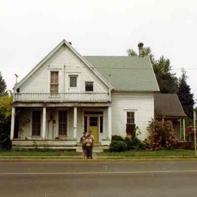Photograph of Billings House, Mill Street and North A Street
