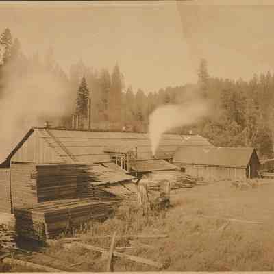 Photograph of Stocks and Harlow Mill, Cottage Grove, Oregon, circa early 1900s