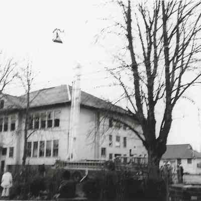 Photograph taken of the Lincoln School before burned, date unknown
