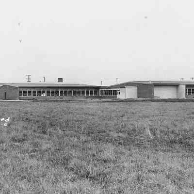 Photograph of Moffitt School from across field, Springfield, Oregon, 1954