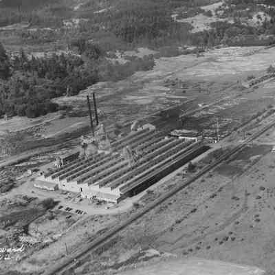 Photograph of aerial view of Springfield Plywood Corporation, Springfield, Oregon, 1947