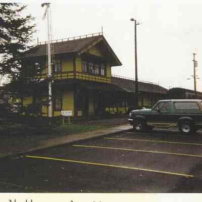 Photograph of the Springfield Depot Relocation, Eugene, Oregon