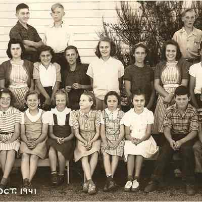 Photograph of a Class of Maple School, Springfield, Oregon, 1941