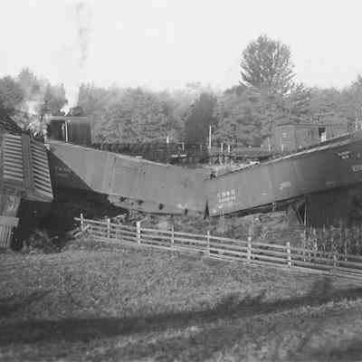 Photograph of Train Wreck, Jasper Rd., 1946