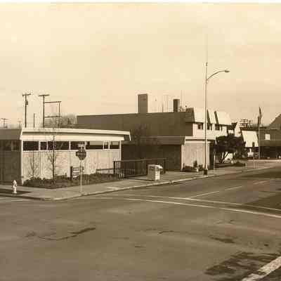 Photograph of Springfield's Safely Building, Springfield, Oregon