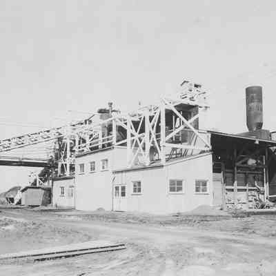 Willamette Valley Wood Chemical Company Alcohol Plant, 1946
