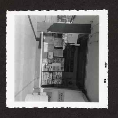 Photograph of Joe Hutchins Appliance Company, Springfield, Oregon, 1958