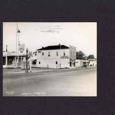 Photograph of Main St, Springfield, Oregon, 1947