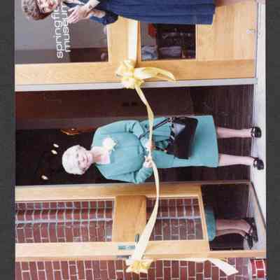 Photograph of Crystal Bryan Fogle opening Springfield Museum, Springfield, Oregon, 1981