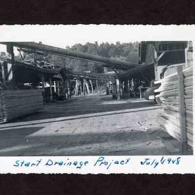 Photograph of part of the Booth-Kelly Lumber Mill, Springfield, Oregon, 1948
