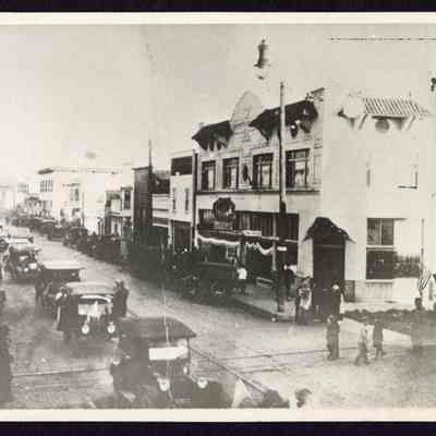 Photograph, Car Parade, Main Street, Springfield. Date Unknown.
