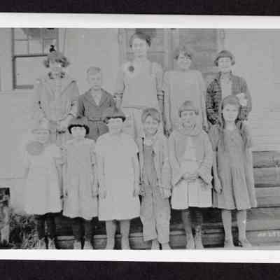 Photograph of class at Cedar Flat School, Cedar Flat, Oregon, 1925-1926
