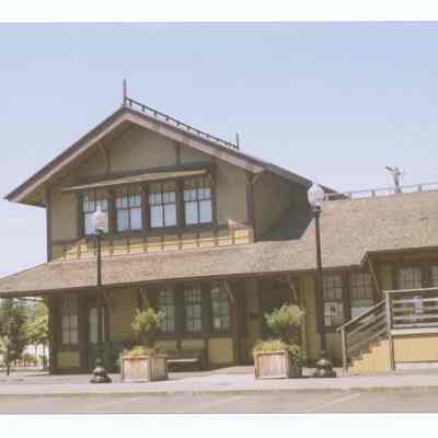Photograph of the Springfield Train Depot, circa 1992