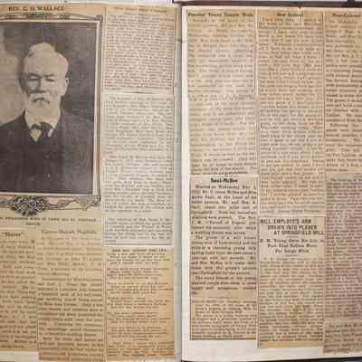 2003-010-005_057: No page nr, caption "CH Wallace"