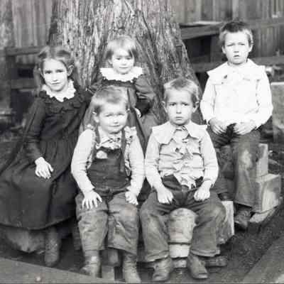 Photograph of Rathbun Children, Saginaw, circa 1900