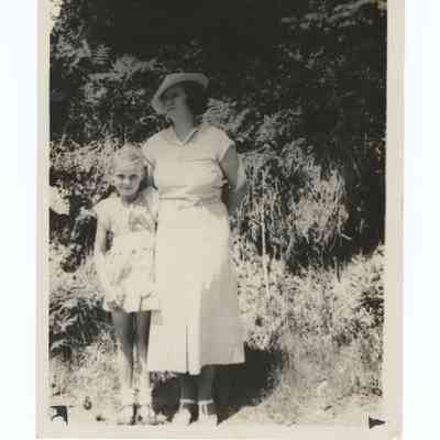Photograph of Betty and Ruth Delp, circa 1940