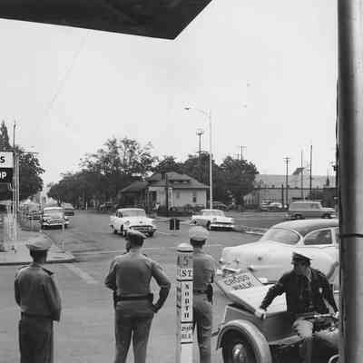 Photograph of Shoppers Paradise event, Springfield, Oregon, 1957