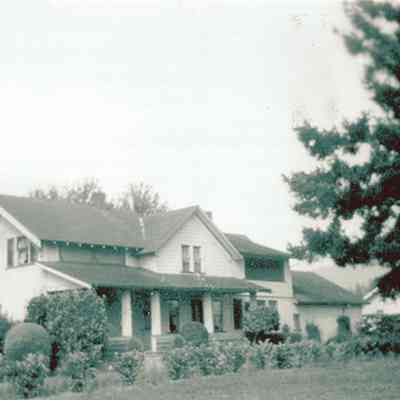 Photograph of the Berg Family Home, Thurston, Oregon, Undated