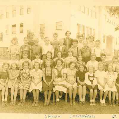 Lincoln School, Springfield, 6th grade class