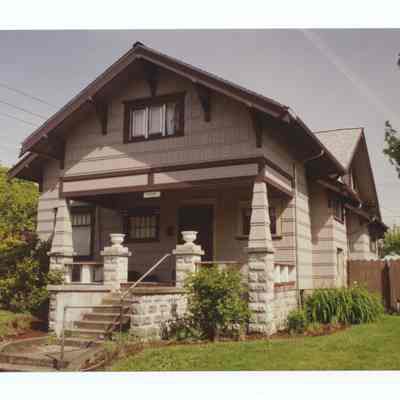 Photograph of McKlin House, 606 D Street, Springfield, circa 1990