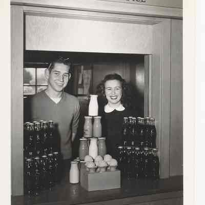 Springfield High Student store at noon 1940s
