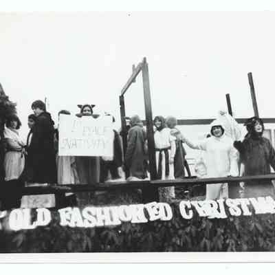 Photograph of the 1981 Christmas Parade, Springfield