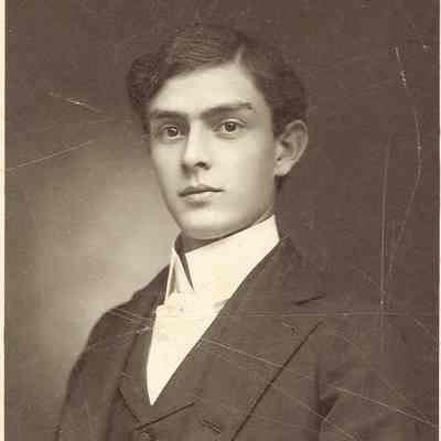 Photograph of the partner of Miss Wylie, circa 1900