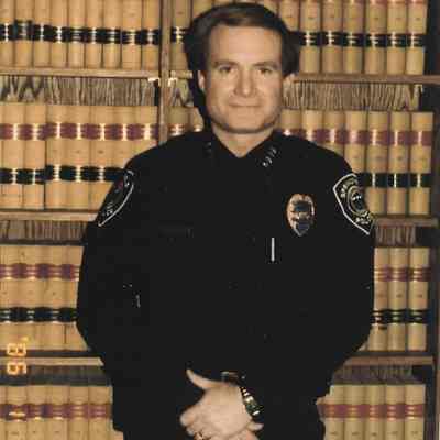 Photograph of Police Chief Rob Deu Pree, 1985