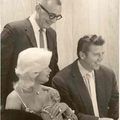 Photograph of Jayne Mansfield and her husband Micky Hargitay, Oregon, 1961