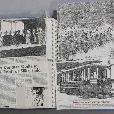 Loose newspaper clippings