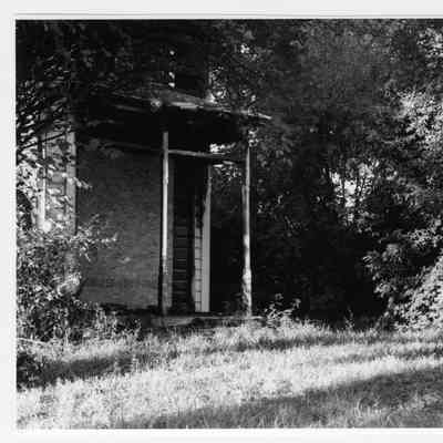 Photograph of the Brattain-Hadley house, Springfield, 1994-1998