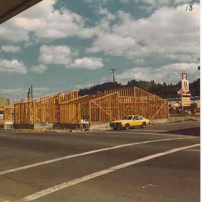 Photograph of Construction of U.S. Bank Building, 1976
