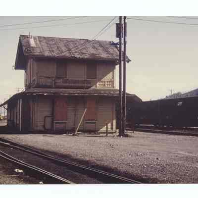 Photograph of the Springfield Train Depot, 1985
