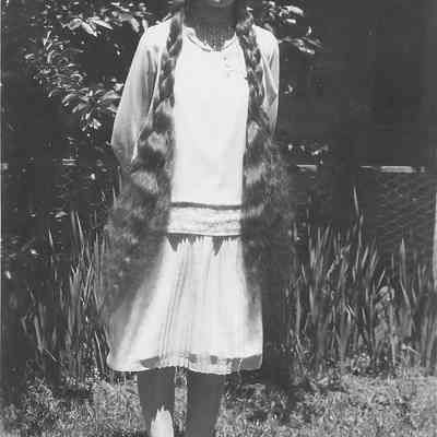 Photograph of young Doris Myers, circa 1920