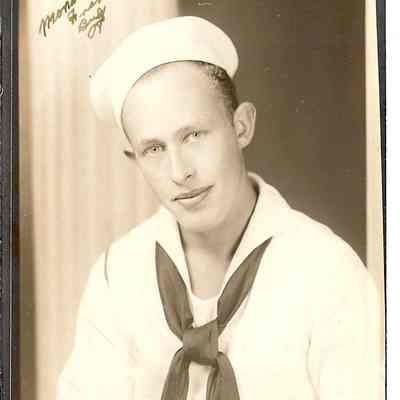 Photograph of unknown sailor, Indianapolis, Indiana, 1942