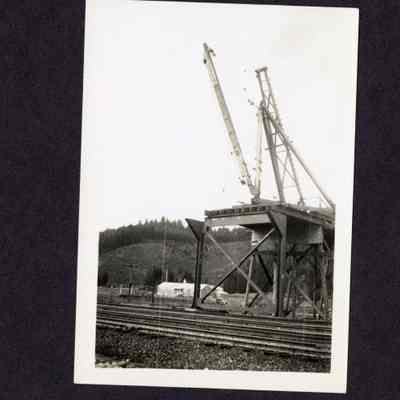 Photograph of the construction of a bridge, 1937