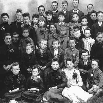 Photograph of students and teacher, Warner School, Fall Creek, Oregon, circa 1892