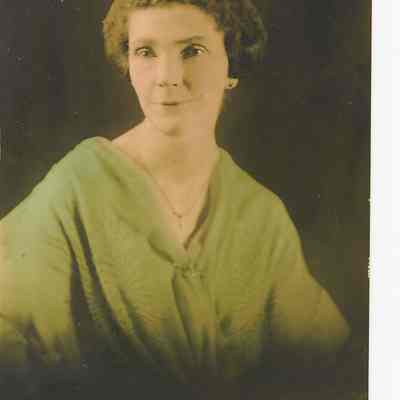 Photograph of Myrtle Eggiman, circa 1914