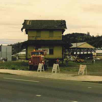 Photograph of Springfield Depot Moving Day, Springfield, OR, Date Unknown