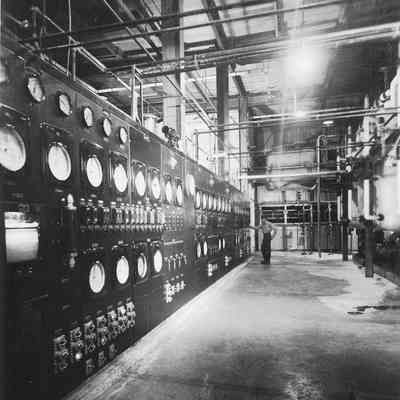 Willamette Valley Wood Chemical Company Alcohol Plant, Equipment, gauges and controls, 1946