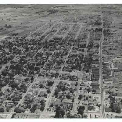 Aerial photograph of Springfield, West to East view, circa 1946