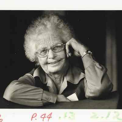 Photograph of Edythe Laxton