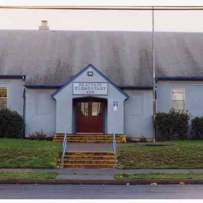 Photograph of "Brattain Elementary School", 425 10th St, Springfield, 1998