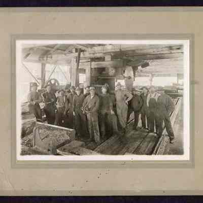 Photograph of Fischer Mill crew, Marcola, Oregon, 1903-1905