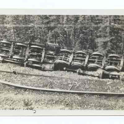 Photograph of the Cruzatte train accident, Cascade Line near Oakridge, undated