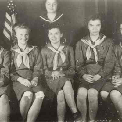 Photograph of six girls in Wendling Girl Scout uniforms, Wendling, Oregon