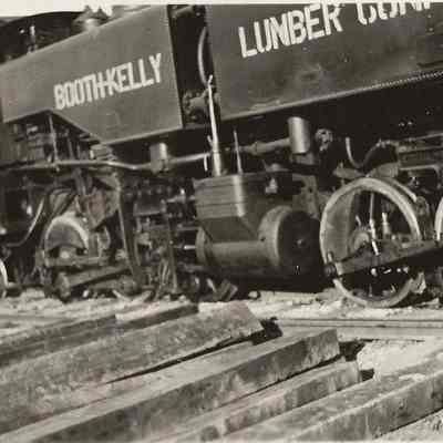 Photograph of Booth-Kelly rail engine