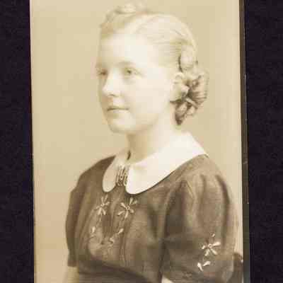 Photograph of Nadine Neil, undated