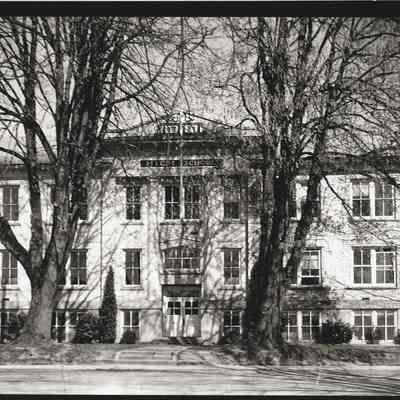 Springfield High School on Mill